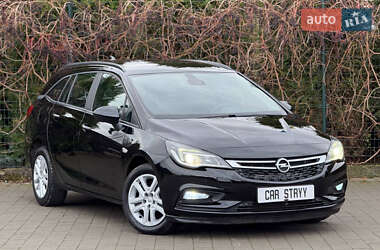 Универсал Opel Astra 2017 в Стрые