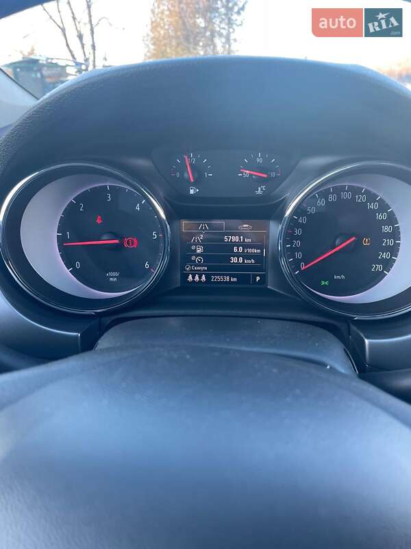 Универсал Opel Astra 2016 в Ивано-Франковске фото 8 Универсал Opel Astra 2016 в Ивано-Франковске