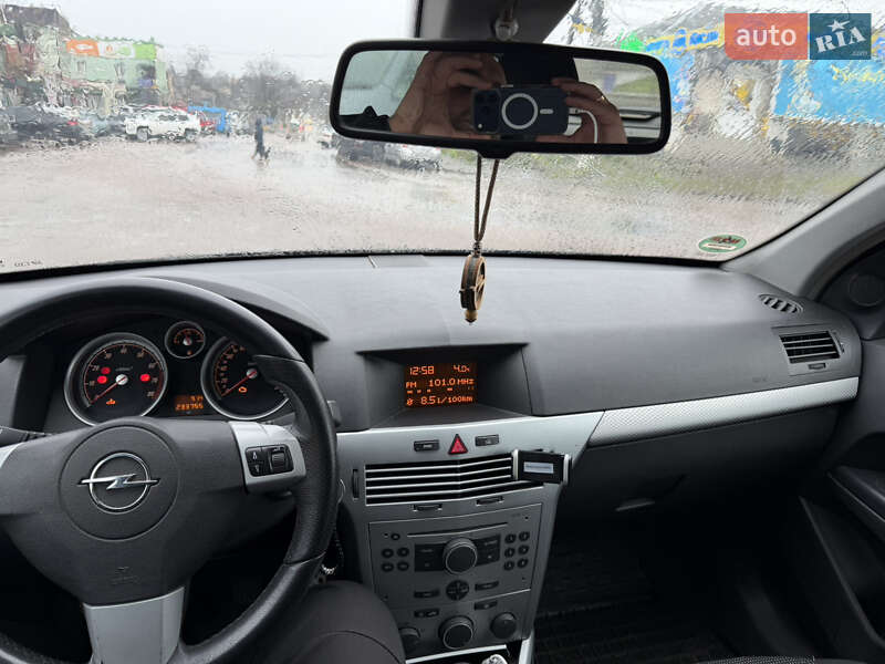 Универсал Opel Astra 2005 в Великодолинском фото 8 Универсал Opel Astra 2005 в Великодолинском