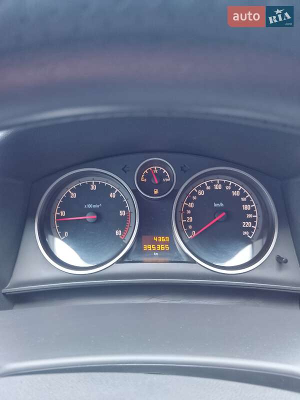 Универсал Opel Astra 2005 в Черкассах