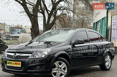 Седан Opel Astra 2013 в Миколаєві