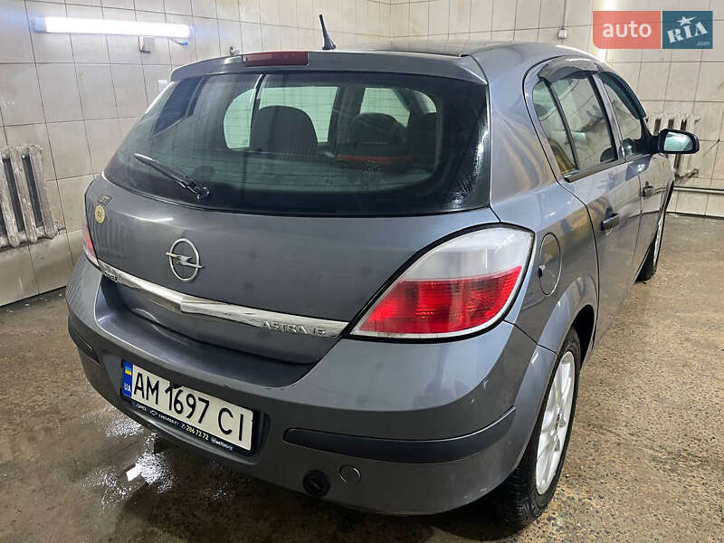 Хэтчбек Opel Astra 2004 в Коростышеве фото 10 Хэтчбек Opel Astra 2004 в Коростышеве