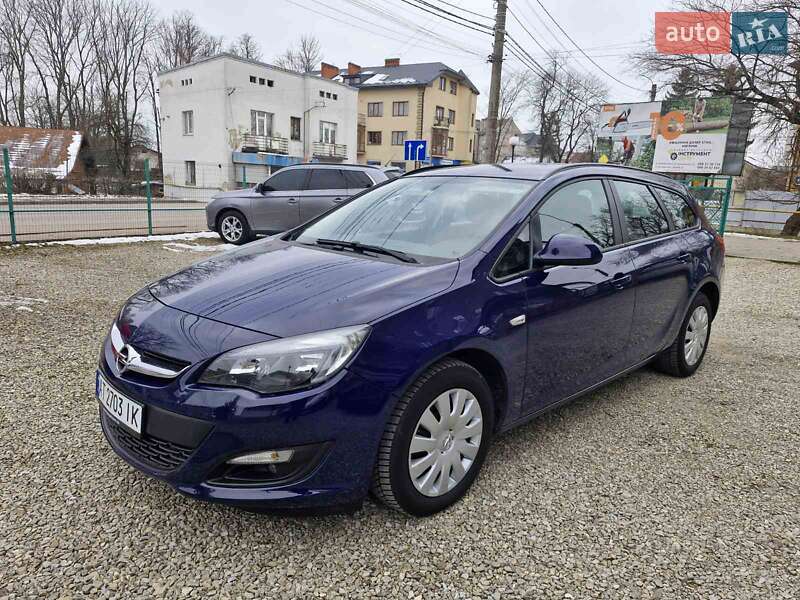 Opel Astra 2014