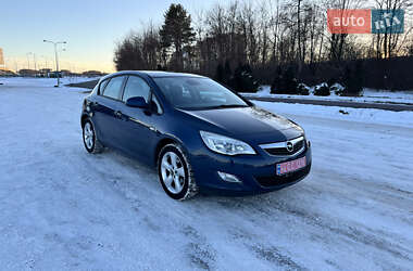 Хетчбек Opel Astra 2010 в Львові