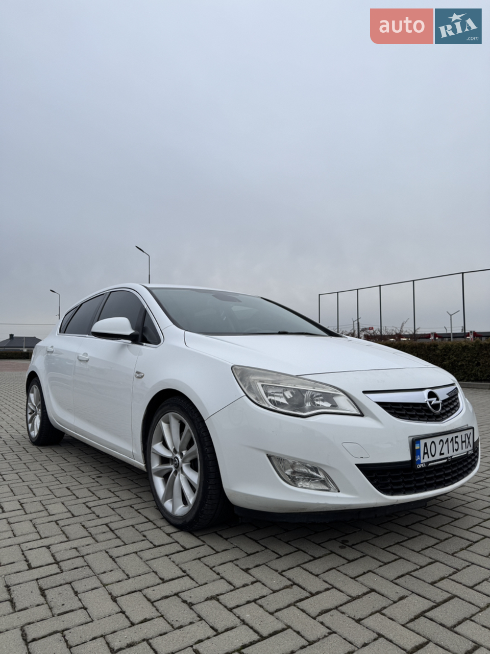 2010 Opel Astra - мініатюра 16