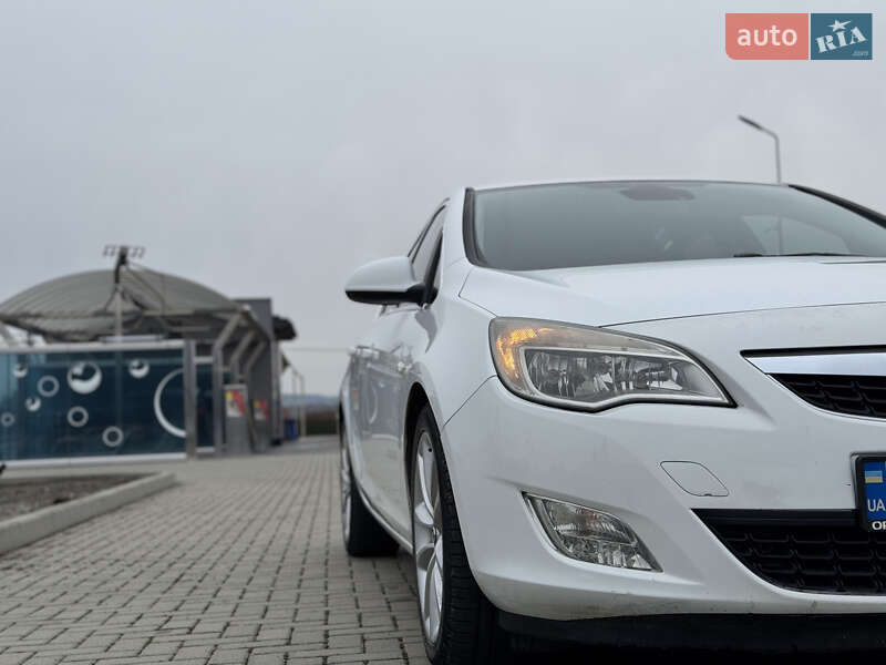 Хэтчбек Opel Astra 2010 в Хусте фото 8 Хэтчбек Opel Astra 2010 в Хусте