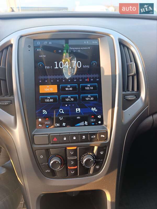 Универсал Opel Astra 2015 в Городке