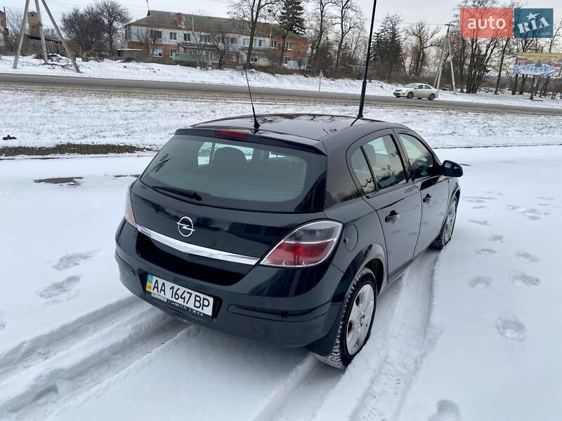 Хетчбек Opel Astra 2012 в Білій Церкві фото 14 Хетчбек Opel Astra 2012 в Білій Церкві