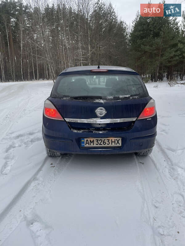 Хэтчбек Opel Astra 2004 в Радомышле фото 4 Хэтчбек Opel Astra 2004 в Радомышле