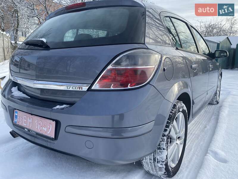 Хэтчбек Opel Astra 2007 в Тальном