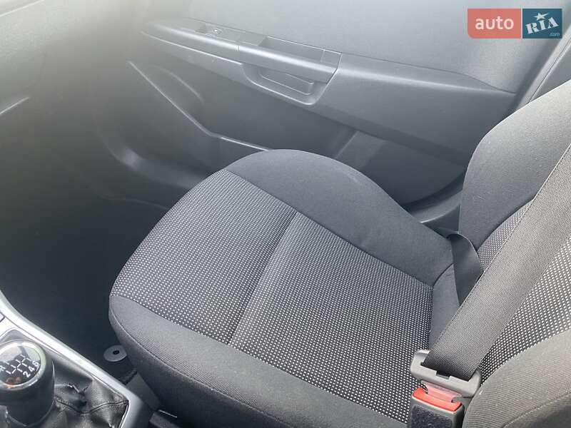 Хэтчбек Opel Astra 2007 в Тальном