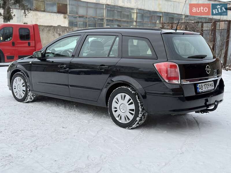 Універсал Opel Astra 2006 в Вінниці