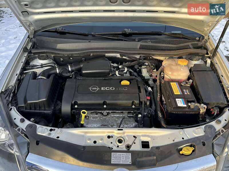 Універсал Opel Astra 2005 в Рівному фото 113 Універсал Opel Astra 2005 в Рівному