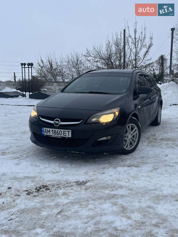 Универсал Opel Astra 2014 в Бердичеве фото 4 Универсал Opel Astra 2014 в Бердичеве