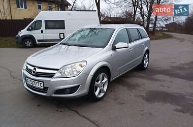 Универсал Opel Astra 2010 в Борисполе