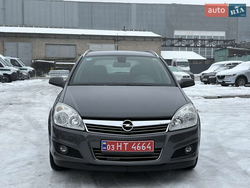 Універсал Opel Astra 2009 в Білій Церкві