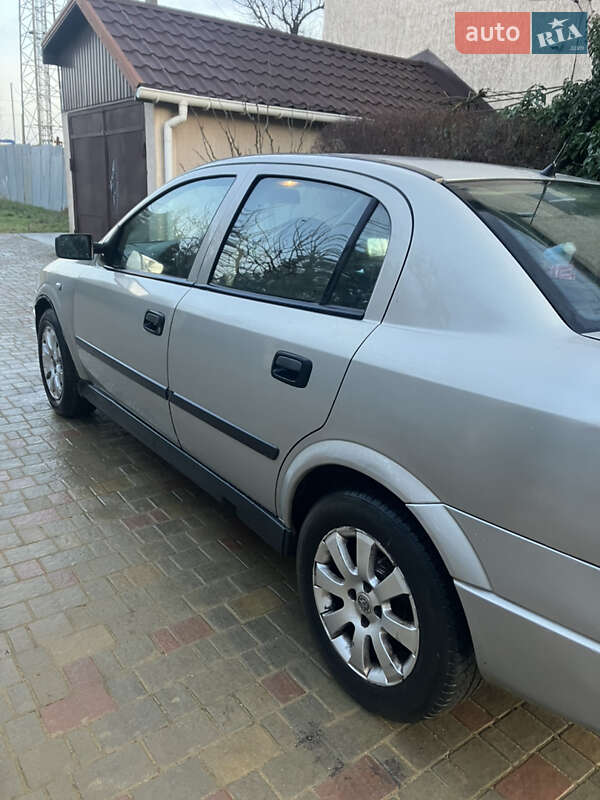 Седан Opel Astra 2007 в Одесі
