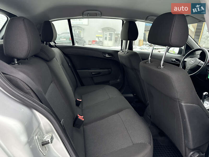 Хэтчбек Opel Astra 2004 в Виннице фото 43 Хэтчбек Opel Astra 2004 в Виннице