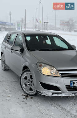 Універсал Opel Astra 2009 в Хмельницькому