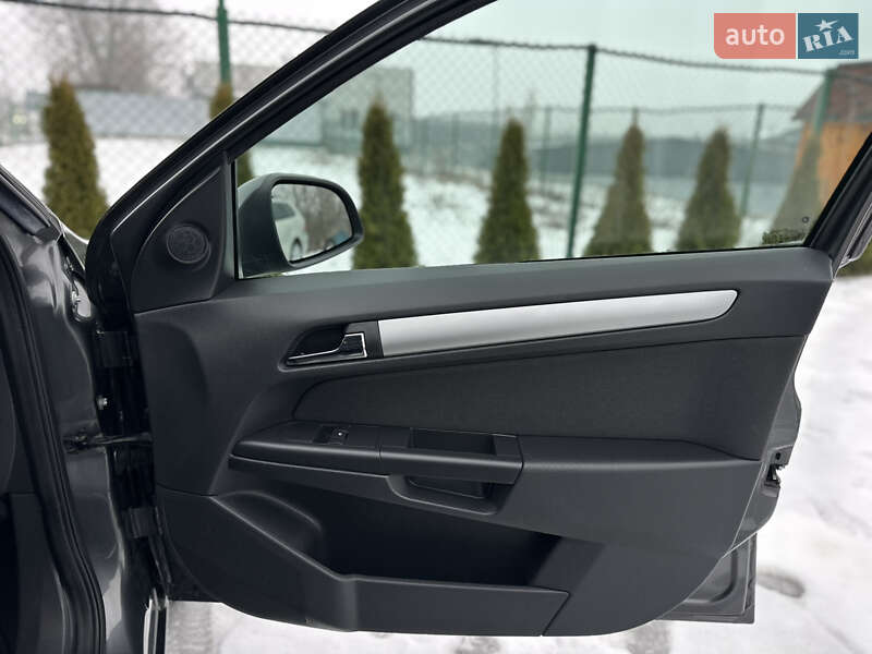 Хетчбек Opel Astra 2009 в Вінниці