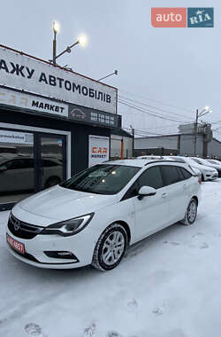 Универсал Opel Astra 2019 в Житомире