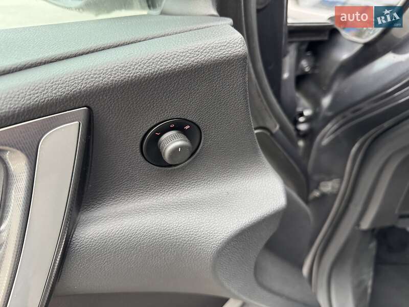 Универсал Opel Astra 2011 в Сумах