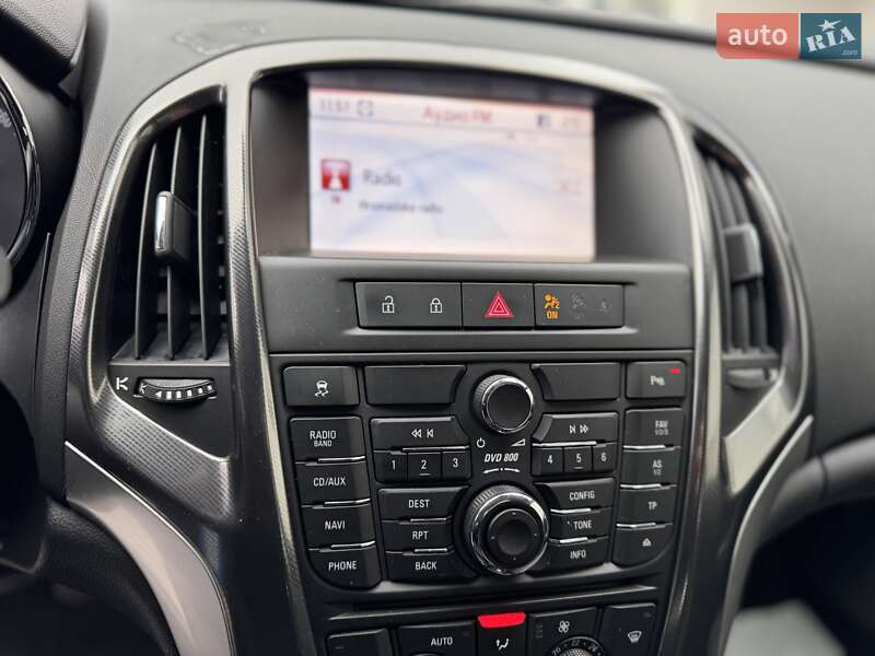 Универсал Opel Astra 2011 в Сумах