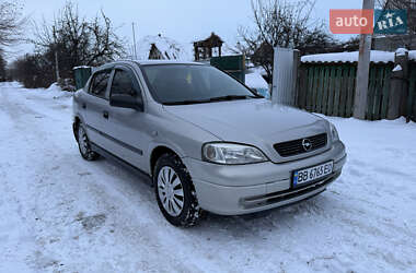 Седан Opel Astra 2008 в Кременчуге