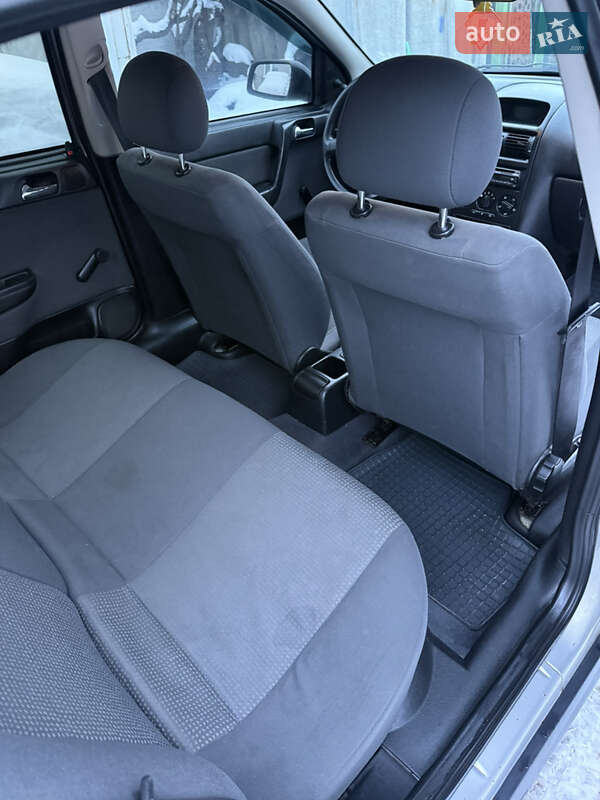 Седан Opel Astra 2008 в Кременчуге