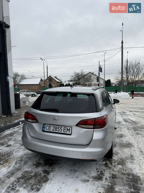 Універсал Opel Astra 2017 в Чернівцях