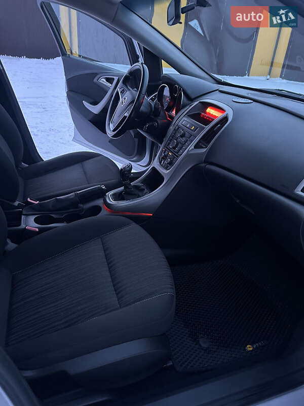 Универсал Opel Astra 2011 в Изяславе фото 22 Универсал Opel Astra 2011 в Изяславе