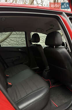 Хэтчбек Opel Astra 2006 в Александрие