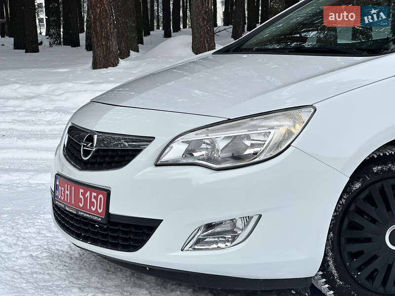 Хэтчбек Opel Astra 2012 в Львове фото 5 Хэтчбек Opel Astra 2012 в Львове