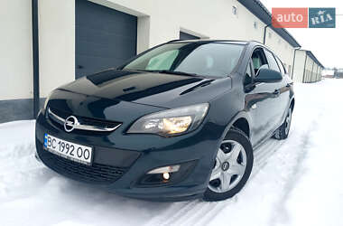 Універсал Opel Astra 2016 в Самборі