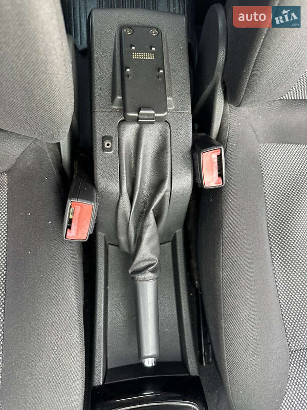 Универсал Opel Astra 2010 в Виннице