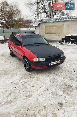 Универсал Opel Astra 1996 в Тернополе