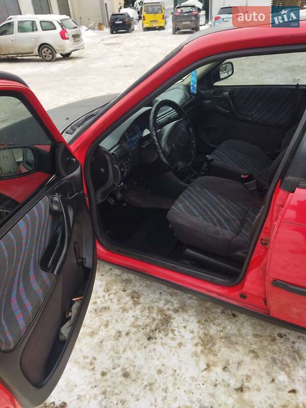 Универсал Opel Astra 1996 в Тернополе