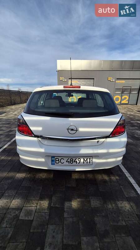 Хэтчбек Opel Astra 2009 в Каменке-Бугской фото 5 Хэтчбек Opel Astra 2009 в Каменке-Бугской