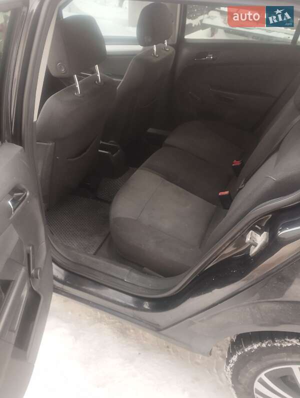 Универсал Opel Astra 2006 в Ивано-Франковске