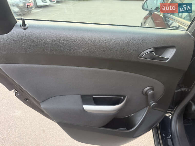 Хэтчбек Opel Astra 2010 в Ровно