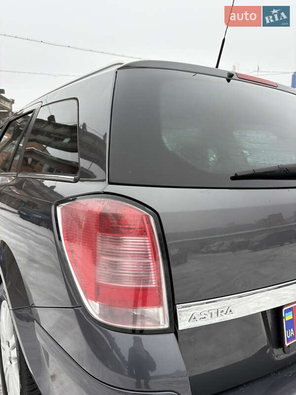 Универсал Opel Astra 2009 в Белой Церкви