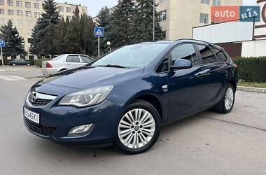 Універсал Opel Astra 2011 в Могилів-Подільському