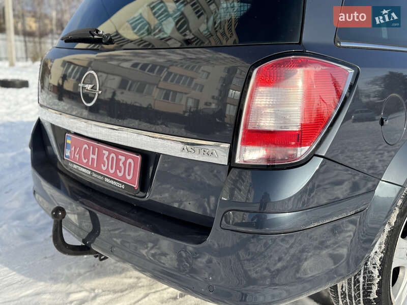 Универсал Opel Astra 2009 в Виннице