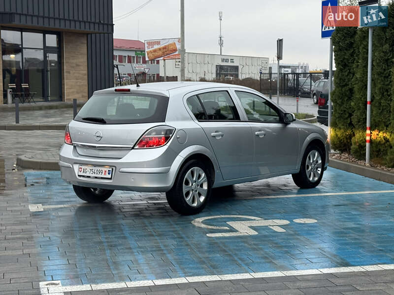 Хэтчбек Opel Astra 2009 в Луцке фото 80 Хэтчбек Opel Astra 2009 в Луцке