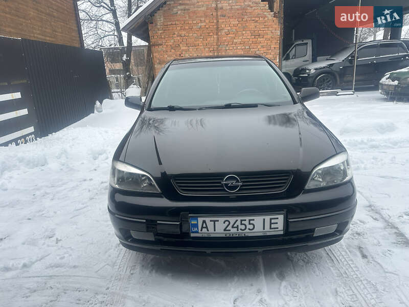 Седан Opel Astra 2008 в Заболотове