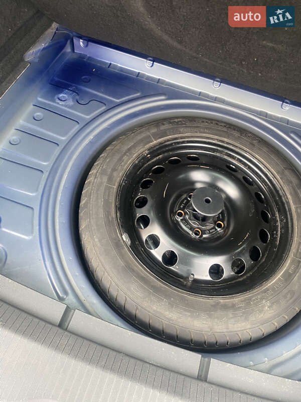 Універсал Opel Astra 2010 в Самборі