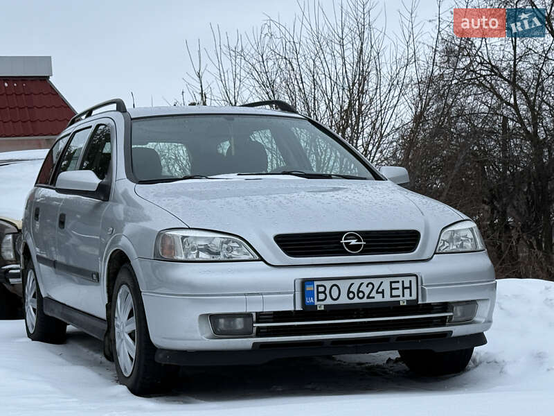 Универсал Opel Astra 2001 в Кременце