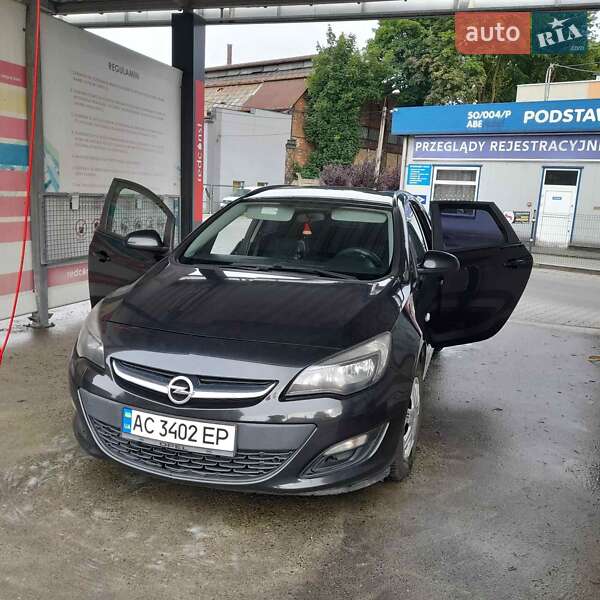 Opel Astra 2013