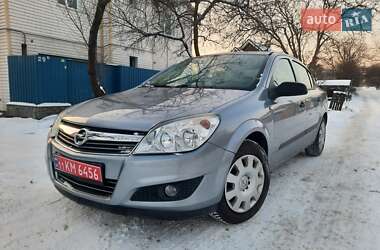 Седан Opel Astra 2008 в Полтаве
