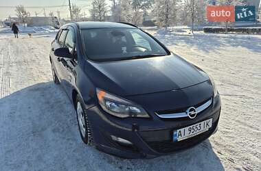 Универсал Opel Astra 2013 в Буче